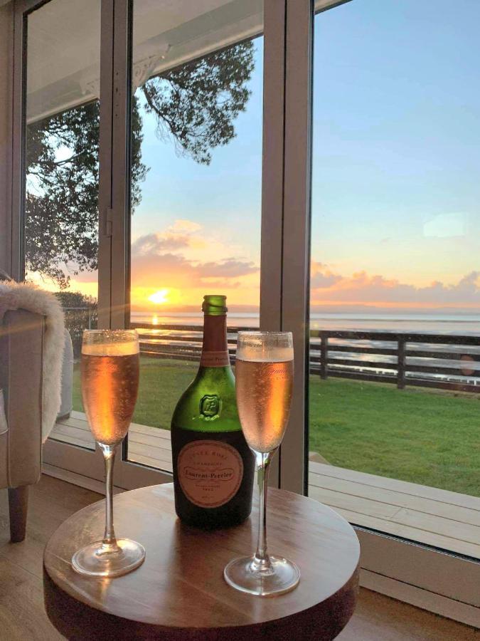 Red Rock Cottage, Beachfront Luxury Clarks Beach المظهر الخارجي الصورة