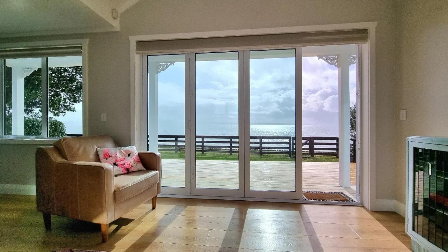 Red Rock Cottage, Beachfront Luxury Clarks Beach المظهر الخارجي الصورة